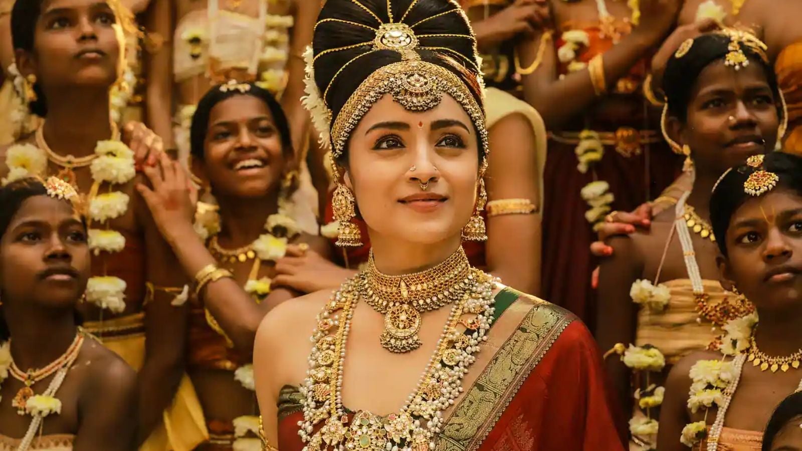 Actress | 19 வயதில் அம்மாவாக நடித்த த்ரிஷா… பலருக்கும் தெரியாத தகவல்.. வைரலாகும் வீடியோ! | பொழுதுபோக்கு போட்டோகேலரி - News18 தமிழ்