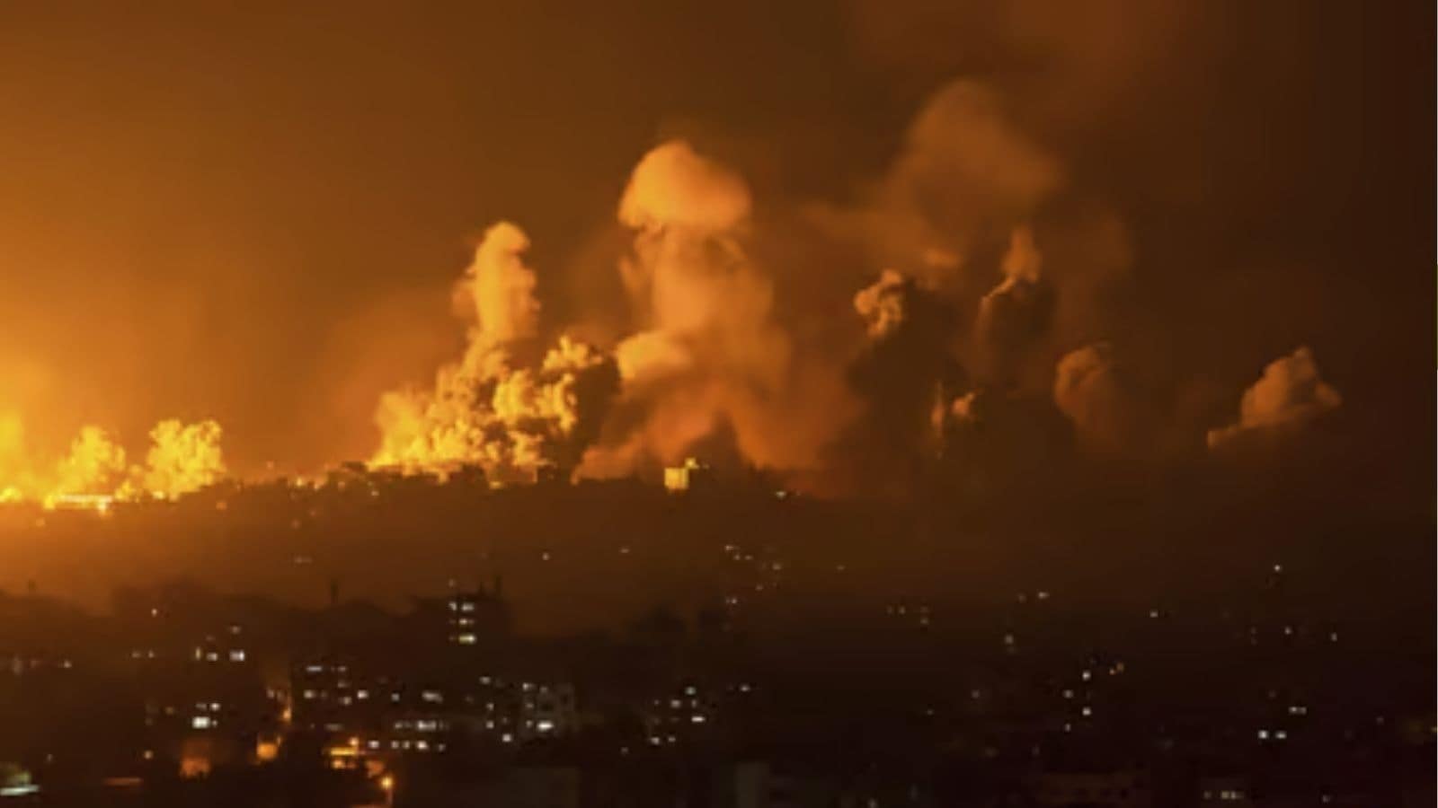 ஆப்கானிஸ்தான் மீது பாகிஸ்தான் விமான தாக்குதல்...20 பேர் உயிரிழப்பு! | World News (உலக செய்திகள்) - News18 தமிழ்