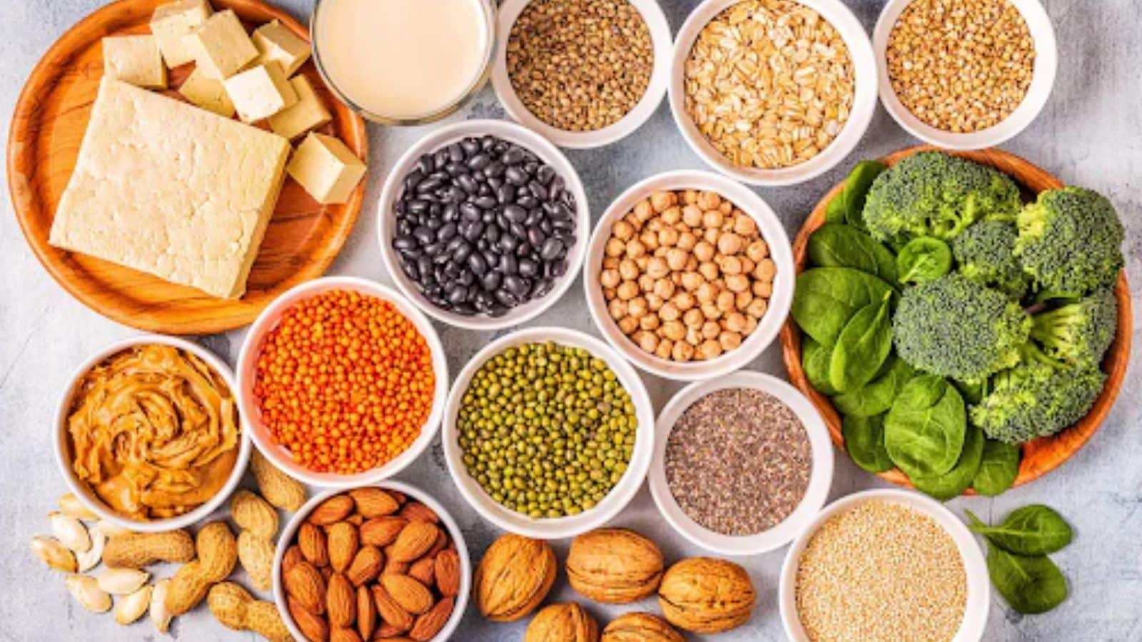 சைவ உணவில் தினசரி 100 கிராம் புரோட்டீன் தேவையை எப்படி சேர்க்கலாம்..? ஊட்டச்சத்து நிபுணரின் டயட் பிளான்.! | லைப்ஸ்டைல் போட்டோகேலரி - News18 தமிழ்