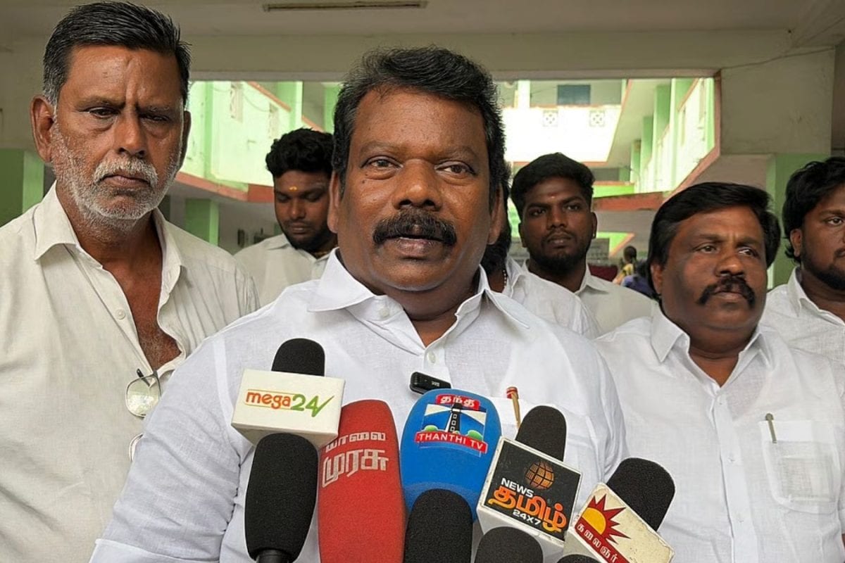 செல்வப்பெருந்தகை மீது காவல்துறையில் வருமான வரித்துறை புகார்