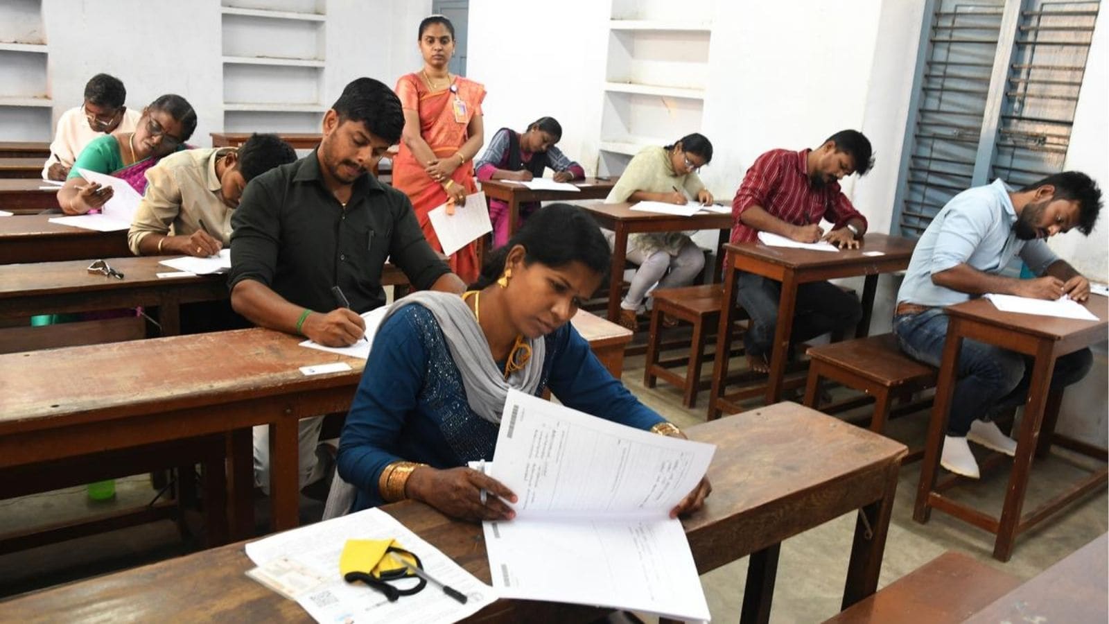 TNPSC | தமிழகம் முழுவதும் டிஎன்பிஎஸ்சி குரூப் 2, 2ஏ முதன்மை தேர்வுகள் ரத்து