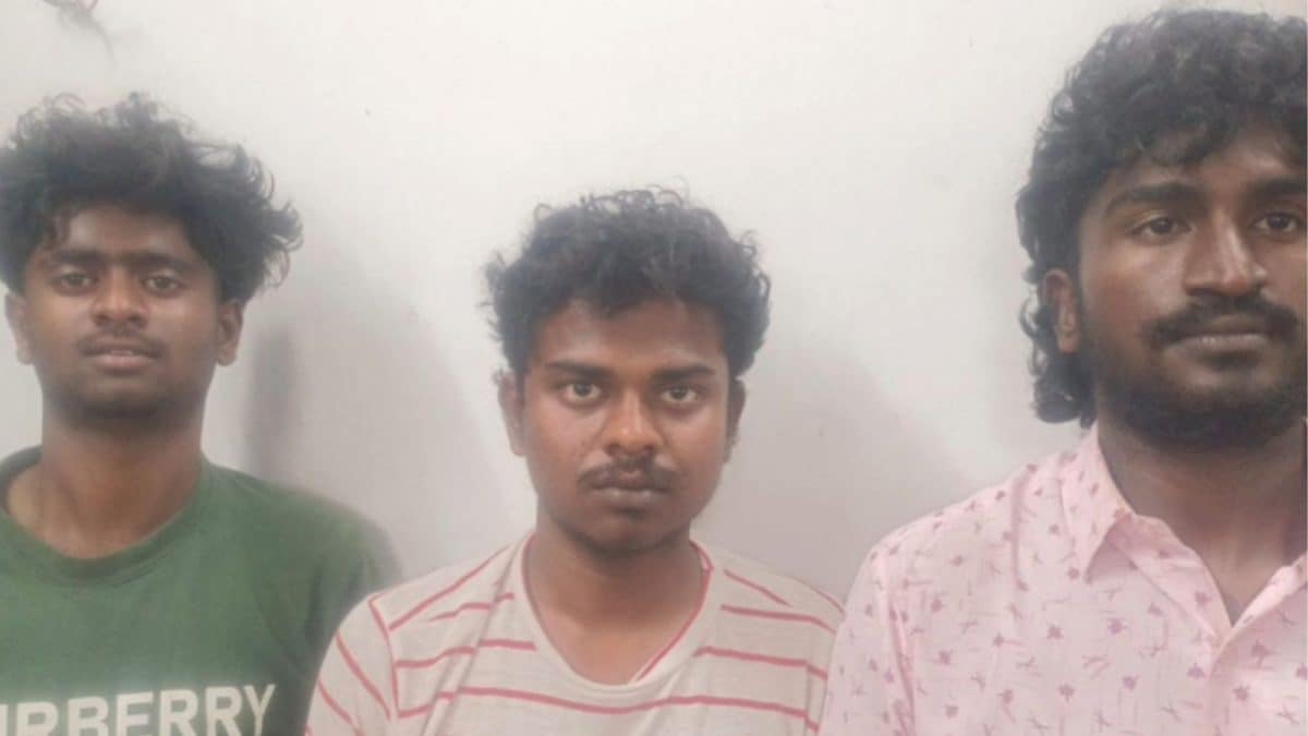 பழிக்குப்பழி வசனத்துடன் பேனர் வைத்து அச்சுறுத்தல்... இன்ஸ்டாகிராமில் ஸ்டேட்டஸ் வைத்து ரவுடிஷத்தில் ஈடுபட்டவர் கொலை...