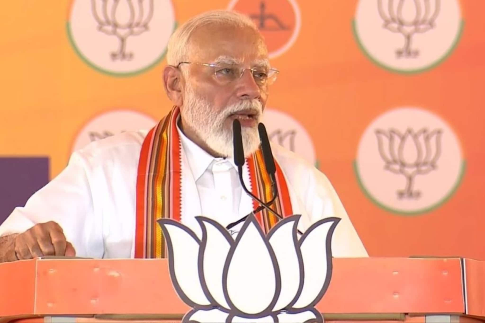 "கேரளாவின் கடன் 10 ஆண்டுகளில் 3 மடங்கு அதிகரிப்பு" - பிரதமர் மோடி!