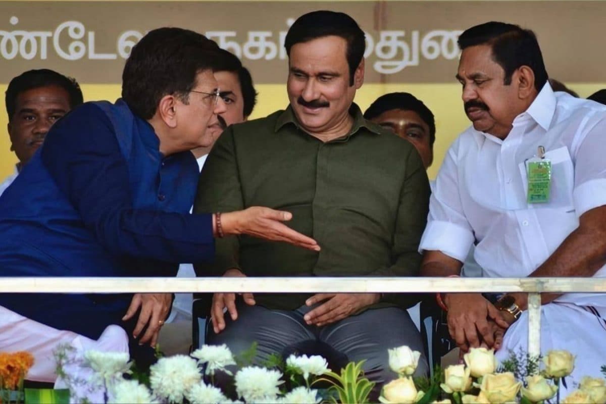 35 ஆண்டு கால தமிழக அரசியல் வரலாற்றில் முதல்முறை... கூட்டணி கணக்கில் வலுகுறைந்த பாமக! - பின்னணி என்ன? | PMK