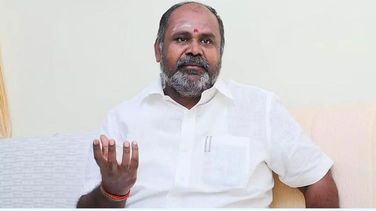 "விஸ்வாசம் என பேசி வேஷம் போடும் ஓபிஸை தமிழ்நாடு மன்னிக்காது" - ஆர்.பி.உதயகுமார் கடும் விமர்சனம்