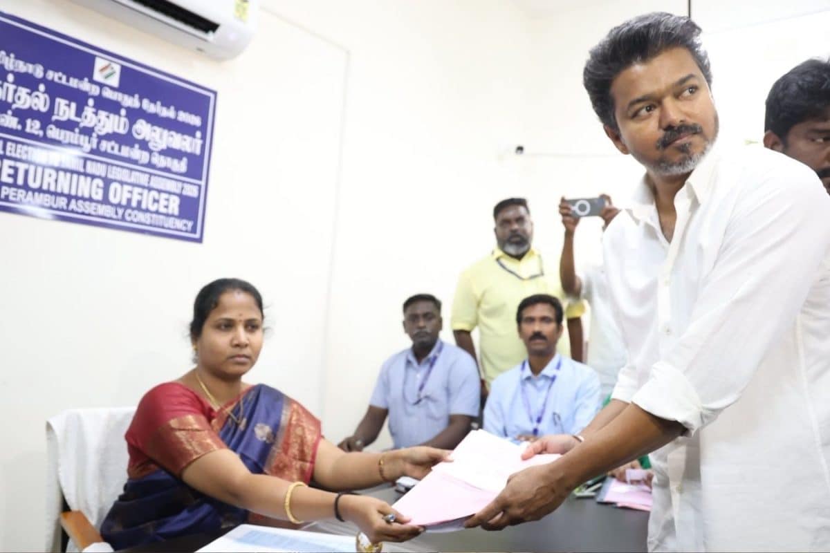 TVK Vijay | அன்று பெரம்பூரில் மிஸ்ஸிங்... இன்று மீண்டும் சேர்ப்பு - தவெக விஜய் வேட்புமனுவில் சேர்க்கப்பட்ட தகவல்!