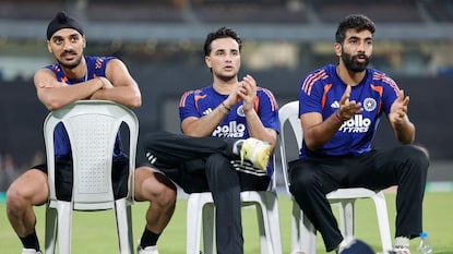 பயிற்சியின்போது இந்திய அணி வீரர்கள்