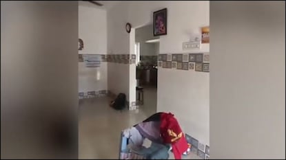 கோவையில் ஆரம்ப சுகாதார நிறுவனத்தை வீடாக மாற்றிய திமுக நிர்வாகி