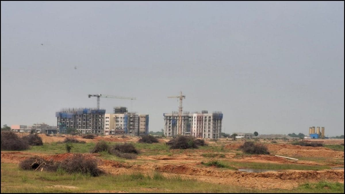 மதுரை எய்ம்ஸ்... அனுமதிக்கப்பட்ட பணியிடங்களே நிரப்பப்படவில்லை... மத்திய அமைச்சகம் தகவல்!