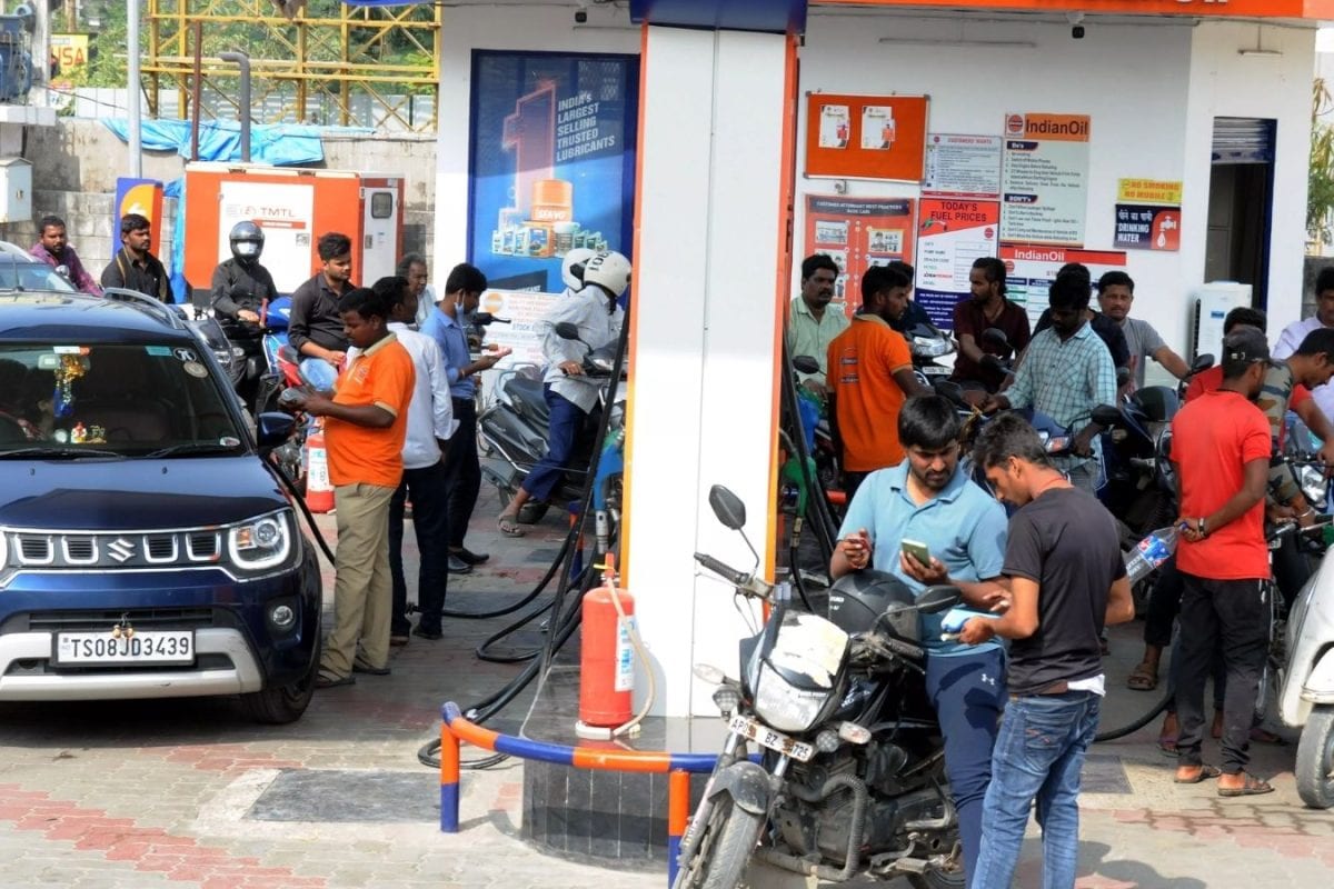 Iran - Israel | இந்தியாவில் பெட்ரோல், டீசல் விலை எப்போது... எவ்வளவு உயரும்? - மத்திய அரசு தகவல்
