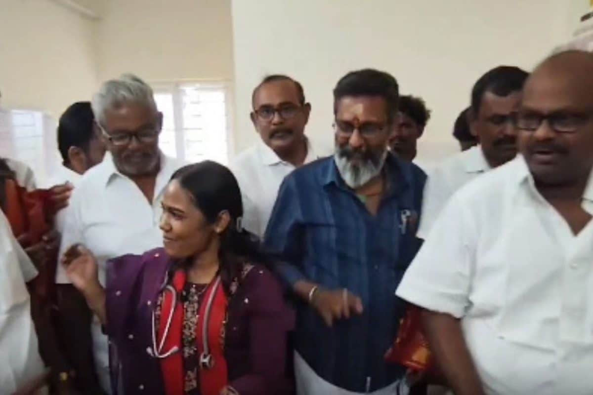 விவசாயக் கூலியின் மகள்... திமுகவின் இளம் வேட்பாளர்... யார் இந்த மருத்துவர் கோகிலாமணி?