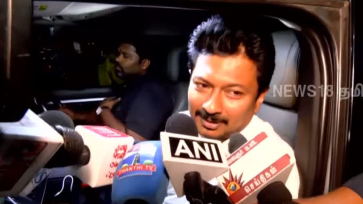 “சனாதனம்; மக்களைப் பிரிக்கிறதை ஒழிக்க வேண்டும்” – எதிர்க்கட்சித் தலைவர் உதயநிதி ஸ்டாலின்