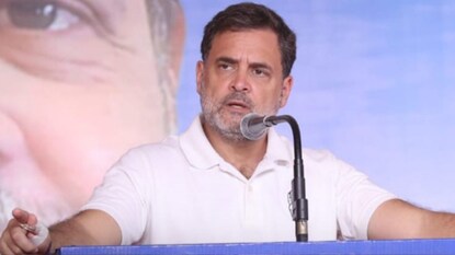 புதுச்சேரியில் காங்கிரஸின் திட்டம் கைகொடுக்காதது ஏன்?