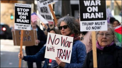 ஈரான் மக்கள் போராட்டம்