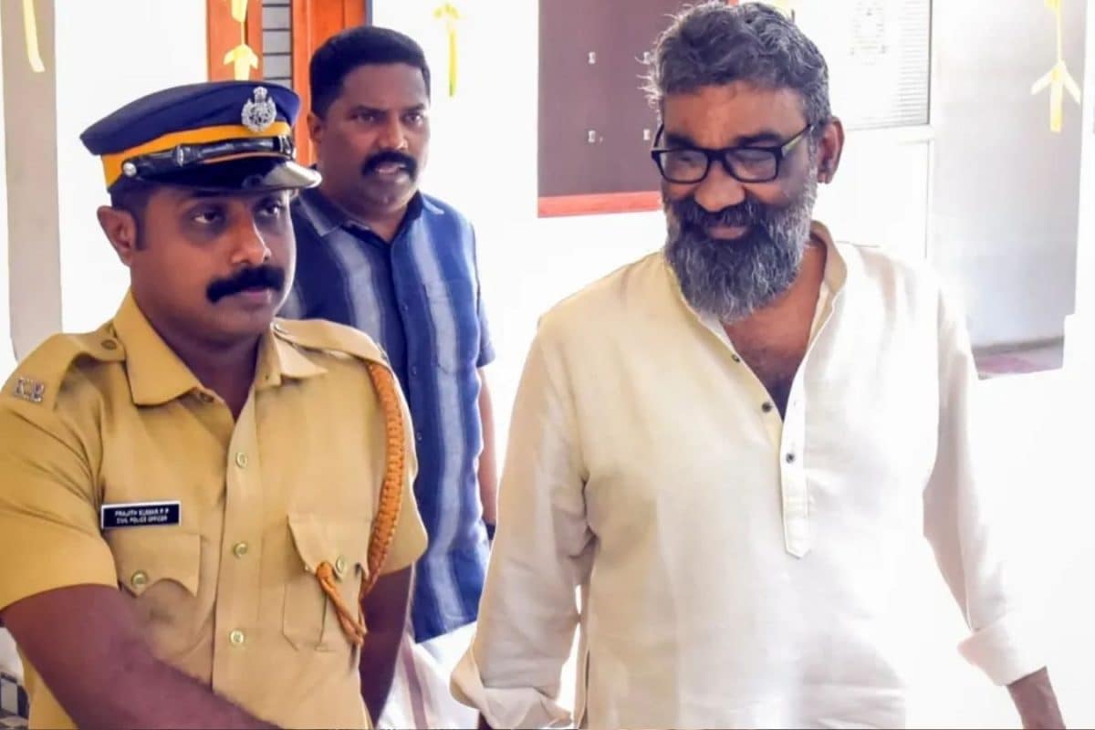 “கேரவனுக்கு அழைத்து...” - 3 தேசிய விருது வென்ற பிரபல இயக்குநர் சிறையில் அடைப்பு... இளம் நடிகை பகீர்!