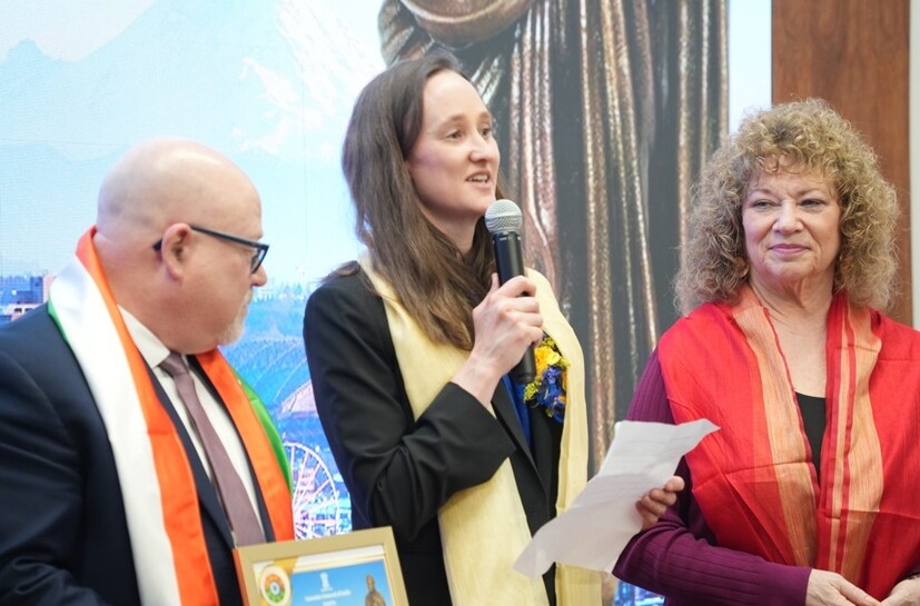  இந்தத் திறப்பு விழாவில் சியாட்டில் மேயர் கேட்டி வில்சன் மட்டுமின்றி, கென்ட், ஆபர்ன், டக்விலா, நார்மண்டி பார்க் மற்றும் கிர்க்லாண்ட் ஆகிய நகரங்களின் மேயர்களும் கலந்து கொண்டனர்.