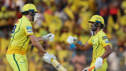 சஞ்சு சாம்சன் - ஜேமி ஓவர்டன்