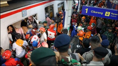 ரயில் விபத்து