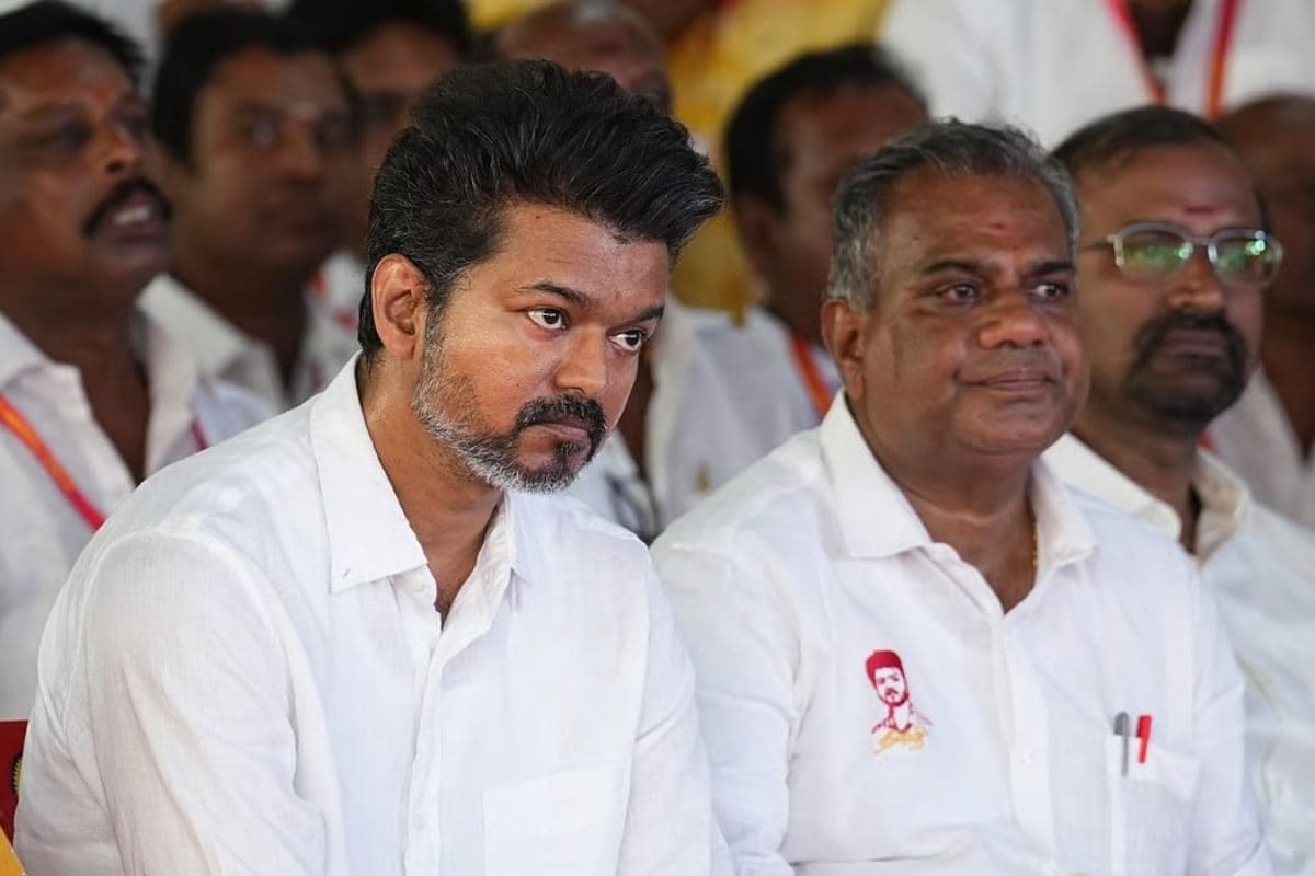 விஜய்யை அரியணையில் ஏற்றிய 'தளபதி'... தமிழக அமைச்சரவையின் 2-வது தூண் - வெற்றியை வசமாக்கிய ஆனந்த்! | TVK