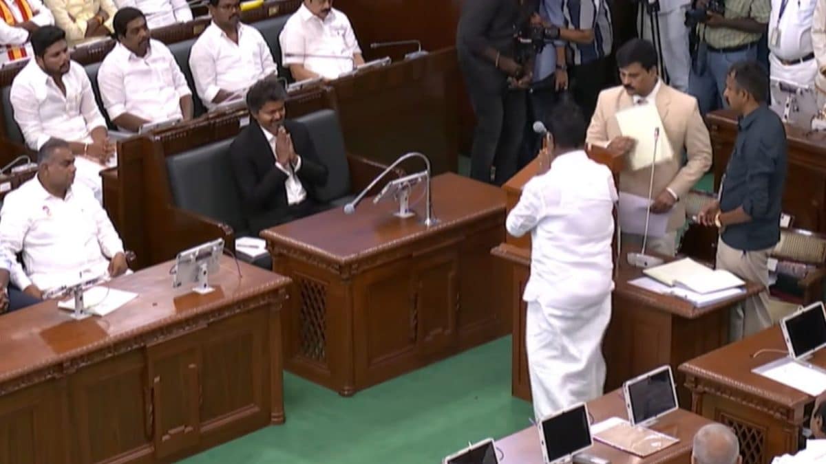 TN Assmebly Live Updates | சபாநாயகராக பொறுப்பேற்ற ஜே.சி.டி. பிரபாகர்..!