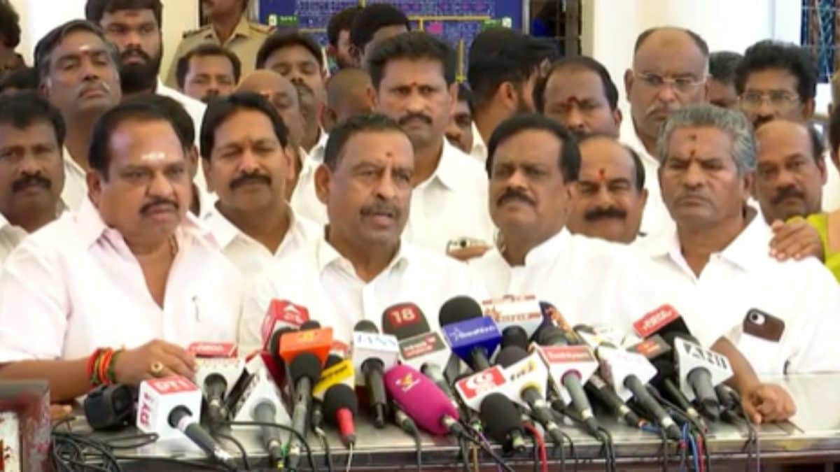"தவெகவுக்கு ஆதரவாக வாக்களித்தால் சட்டப்படி நடவடிக்கை..." - ஈபிஎஸ் தரப்பு