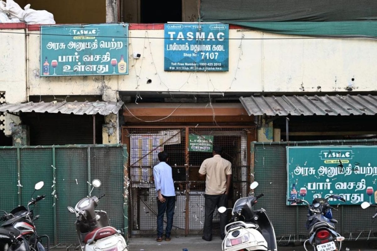 TASMAC | திமுக ஆட்சியில் 500... தவெக ஆட்சியில் 717 - டாஸ்மாக் மதுபான கடைகள் மூடல் விவரம்!