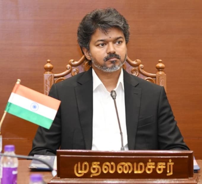 தமிழக முதல்வராக தவெக தலைவர் விஜயும், எதிர்கட்சி தலைவராக திமுகவின் உதயநிதி ஸ்டாலினும் சட்டப்பேரவைக்குள் நுழைந்திருக்கின்றனர். சுவாரஸ்யமான சட்டமன்றமாக இந்த சட்டசபை திகழ்வதாக சமூக வலைதளங்களில் பலரும் கருத்து தெரிவித்து வருகின்றனர். குறிப்பாக நேற்று சட்டப்பேரவையில் உதயநிதி ஸ்டாலின் நிகழ்த்திய உரை பலரின் கவனத்தையும் ஈர்த்துள்ளது. தமிழக முதல்வராக தவெக தலைவர் விஜயும், எதிர்கட்சி தலைவராக திமுகவின் உதயநிதி ஸ்டாலினும் சட்டப்பேரவைக்குள் நுழைந்திருக்கின்றனர். சுவாரஸ்யமான சட்டமன்றமாக இந்த சட்டசபை திகழ்வதாக சமூக வலைதளங்களில் பலரும் கருத்து தெரிவித்து வருகின்றனர். குறிப்பாக நேற்று சட்டப்பேரவையில் உதயநிதி ஸ்டாலின் நிகழ்த்திய உரை பலரின் கவனத்தையும் ஈர்த்துள்ளது.