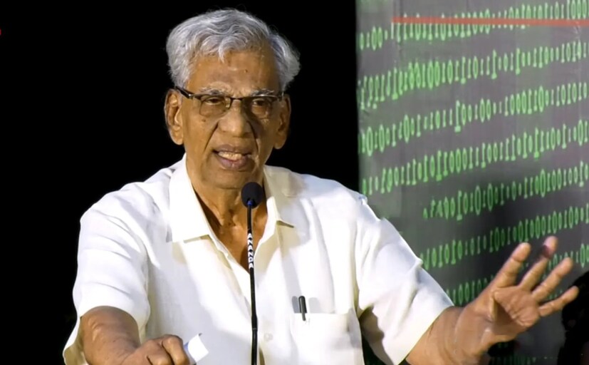  தமிழ் சினிமாவின் பிரபல தயாரிப்பாளரும், இயக்குநரும், நடிகருமான கே. ராஜன் (85), இன்று சென்னை அடையாறு கூவம் ஆற்றில் குதித்து தற்கொலை செய்து கொண்டுள்ளார். அவரது உடலை மீட்ட தீயணைப்புத் துறையினர், வழக்கு பதிவு செய்து உடற்கூராய்வுக்காக அனுப்பி வைத்துள்ளனர்.