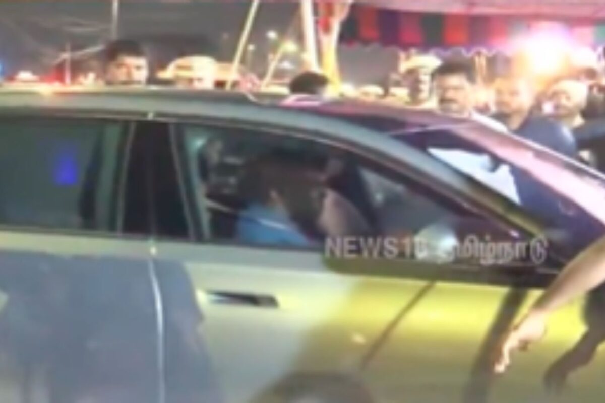 நடிகர் அஜித் குமார் தாயார் மறைவு... முதலமைச்சர் விஜய் நேரில் அஞ்சலி