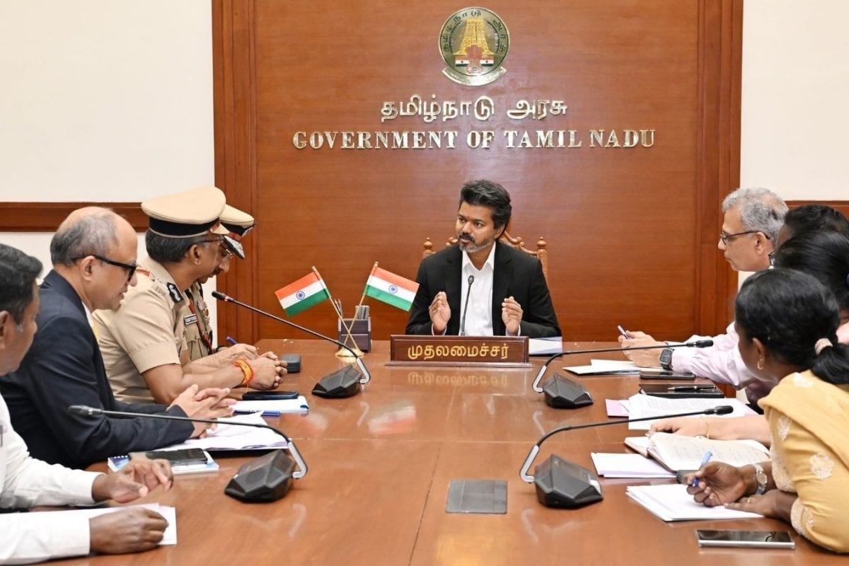 பெண்கள் பாதுகாப்பு… கடுமையான நடவடிக்கை… - அதிகாரிகளுக்கு முதலமைச்சர் விஜய் உத்தரவு