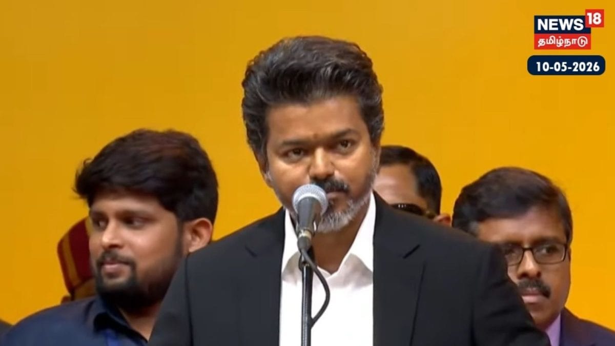 TVK Vijay | முதலமைச்சராக விஜய் பதவியேற்பு.. முதல் கையெழுத்து எந்த திட்டத்திற்கு தெரியுமா?