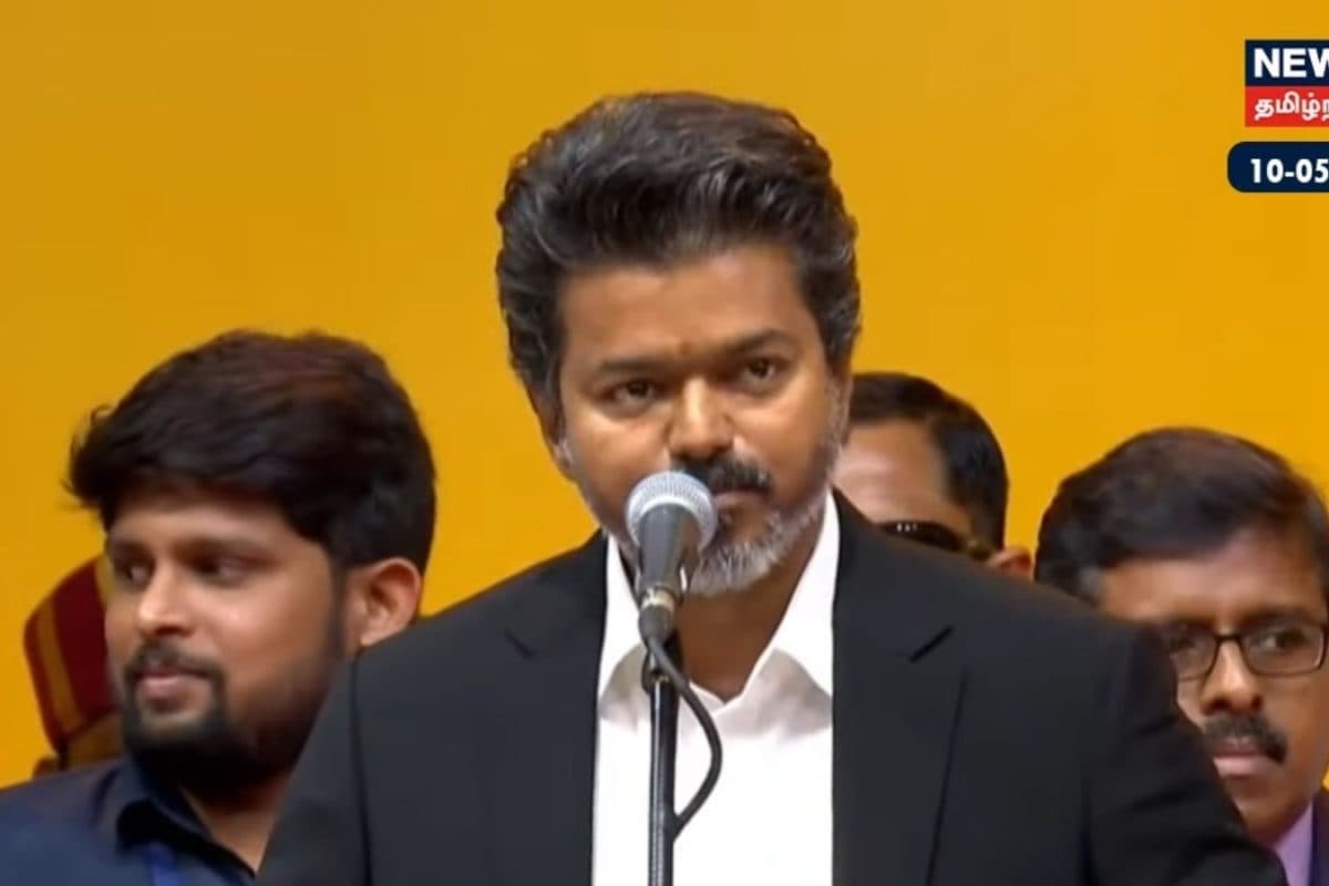 TVK Vijay | முதலமைச்சராக விஜய் பதவியேற்பு.. முதல் கையெழுத்து எந்த திட்டத்திற்கு தெரியுமா?