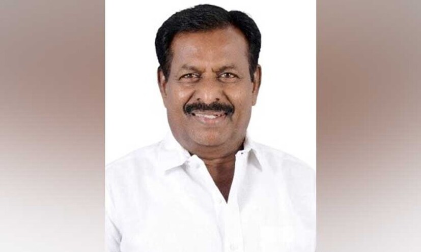  தமிழக சட்டப்பேரவையின் தற்காலிக சபாநாயகராக தவெக சட்டமன்ற உறுப்பினர் கருப்பையா தேர்வு செய்யப்பட்டுள்ளார். நாளை (மே 11) தமிழக சட்டமன்றம் கூட இருக்கும் நிலையில், இந்த அறிவிப்பு வெளியாகியுள்ளது. யார் இந்த கருப்பையா? என்பது குறித்து பார்ப்போம்.