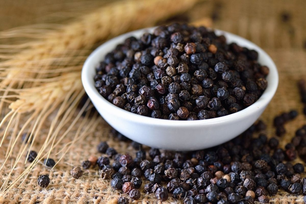 black Pepper Benefits | புற்றுநோய் எதிர்ப்பு முதல் நீரிழிவு மேலாண்மை வரை.. கருப்பு மிளகின் ஆரோக்கிய நன்மைகள்!