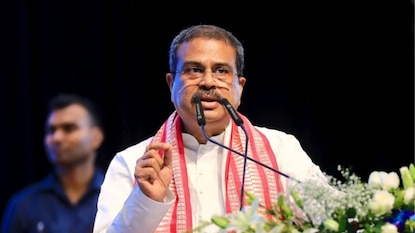 தர்மேந்திர பிரதான் தர்மேந்திர பிரதான்