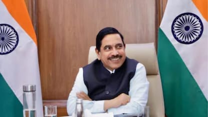 News18 News18