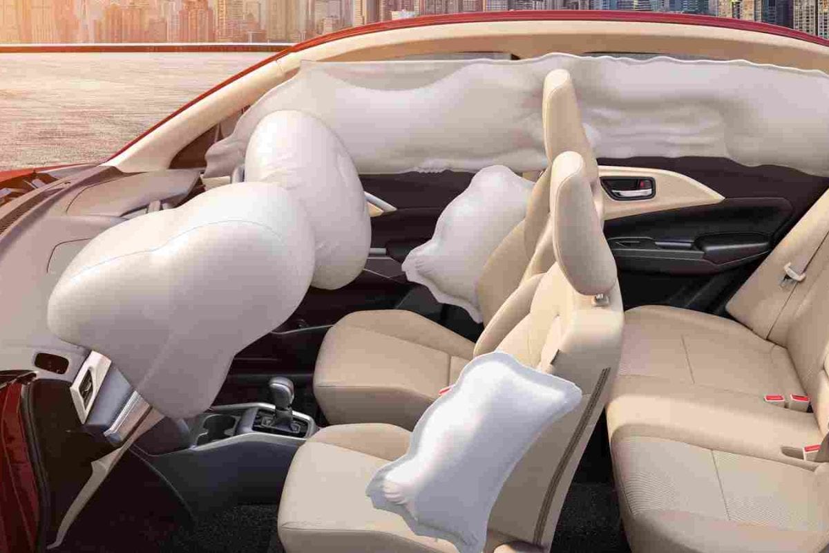 Top Sedans | விலை குறைவு.. மைலேஜ் அதிகம்.. தினசரி பயணத்திற்கு ஏற்ற பெஸ்ட் கார்கள்!
