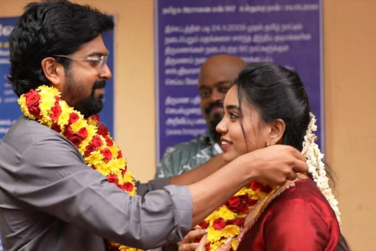 Siragadikka Aasai | ரெஜிஸ்டர் ஆபிஸில் திருமணம்.. முத்துவிற்கு ஷாக் கொடுத்த மனோஜ்.. அடுத்து என்னாகும்?