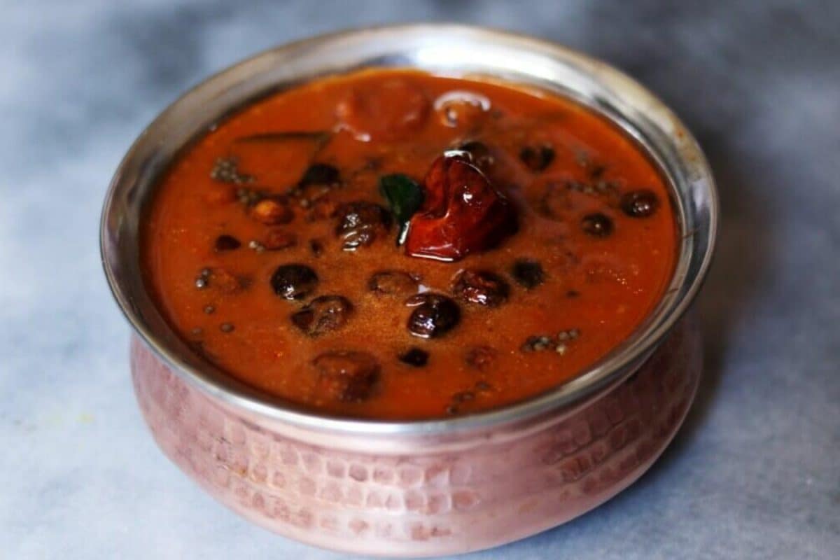 கிராமத்து பாணியில் சுவையான சுண்டைக்காய் வத்தல் குழம்பு செய்வது எப்படி? ரெசிபி இதோ