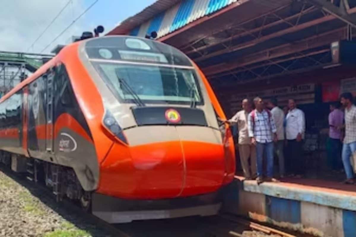 Ernakulam - Bengaluru வந்தே பாரத் பயணிகளுக்கு ஹேப்பி நியூஸ் : நாளை முதல் ரயிலில் கூடுதல் பெட்டிகள் இணைப்பு