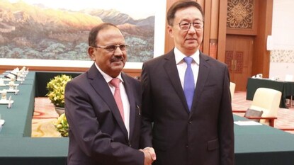 சீன துணை அதிபருடன் தேசிய பாதுகாப்பு ஆலோசகர் அஜித் தோவல்