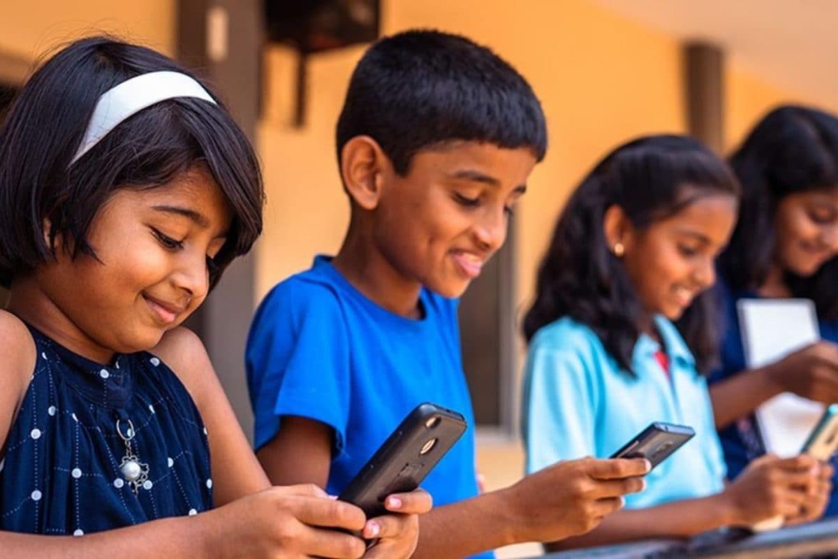 குழந்தைகளின் மொபைல் பயன்பாட்டை பெற்றோர்கள் கண்காணிக்க முடியுமா? இந்த வசதியை அவசியம் தெரிஞ்சுக்கோங்க!