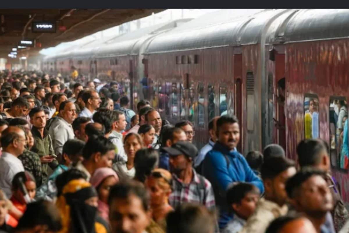 தமிழ்நாட்டில் இயக்கப்பட்ட சிறப்பு ரயில்களின் சேவை நீட்டிப்பு.. எந்தெந்த ரயில்கள்..?