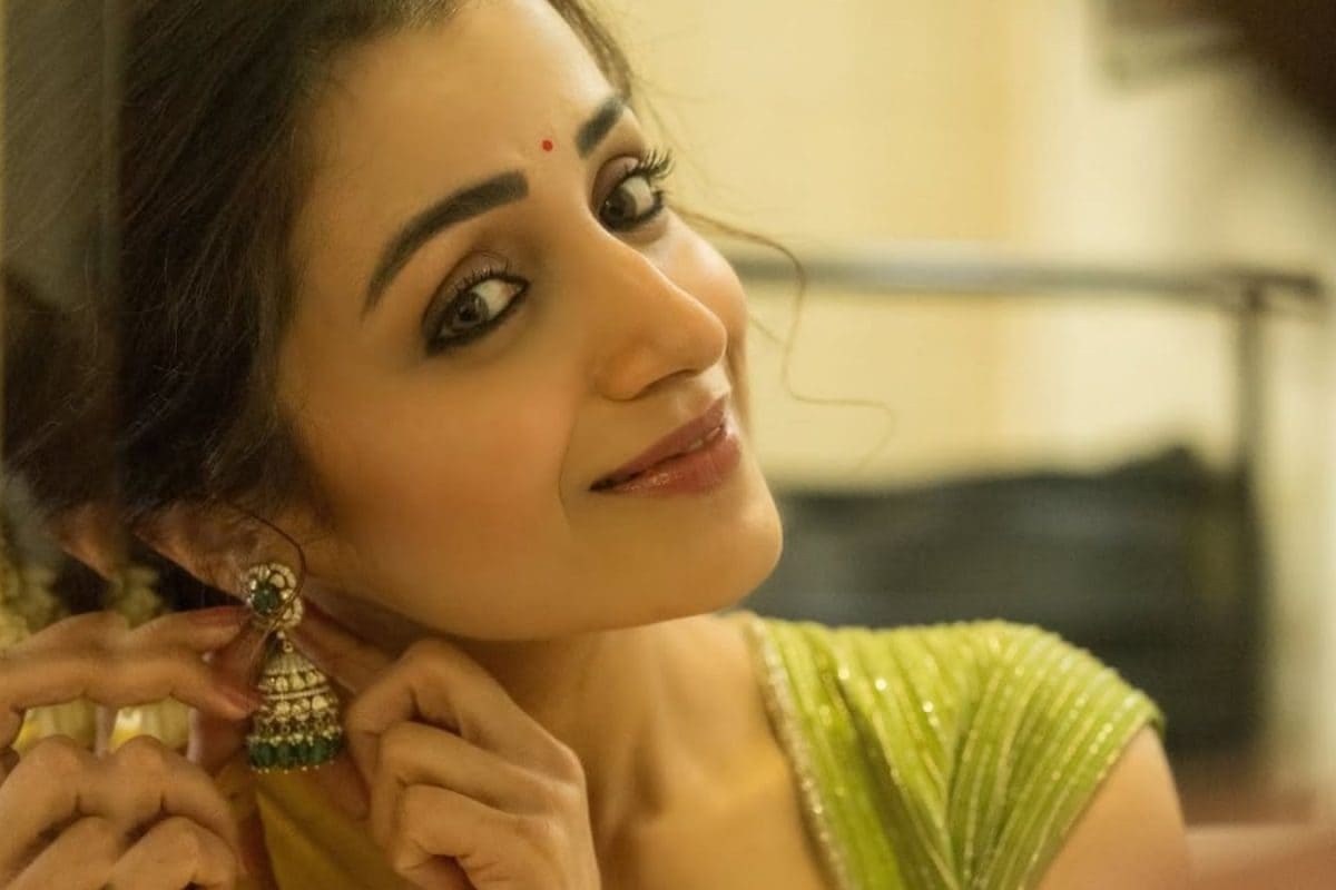 Trisha | சுதந்திர தின விழாவில் கவனம் ஈர்த்த உடை... நடிகை த்ரிஷாவின் லேட்டஸ்ட் போட்டோஸ் வைரல்!