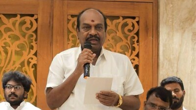 Jagathrakshakan: "Vijay's wave in by-election is a dream"; DMK campaigns in Thattanchavady