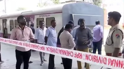 Chennai Electric Train Derails Near Fort Station: Southern Railway Explains, No Injuries!