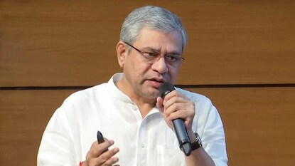 மத்திய அமைச்சர் அஷ்விணி வைஷ்னவ்