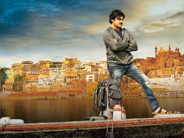 Pawan kalyan creates sensation with his Forbes place.. హౌ.. ఆ హౌ.. ఇప్పుడు నాని స్టైల్ లోనే పవన్ కళ్యాణ్ ను ఇదే ప్రశ్న అడుగుతున్నారు ప్రేక్షకులు. ఎప్పుడు అడిగినా కూడా తన దగ్గర డబ్బులే లేవంటాడు పవర్ స్టార్. పైగా సినిమాలు కూడా చేయడం లేదు. కానీ సంపాదనలో మాత్రం టాలీవుడ్ నుంచి నెంబర్ వన్ ఈయనే. ఫోర్బ్స్ లిస్ట్ విడుదలైన క్షణం నుంచి ప్రేక్షకుల్లో లేనిపోని అనుమానాలు వస్తున్నాయి. pawan kalyan forbes,pawan kalyan forbes 2018,pawan kalyan forbes list 2018,pawan kalyan forbes india 2018,pawan kalyan forbes india list,pawan kalyan tollywood no 1,pawan kalyan forbes,పవన్ కళ్యాన్ ఫోర్బ్స్,పవన్ కళ్యాణ్ ఫోర్బ్స్ లిస్ట్ 2018,పవన్ కళ్యాణ్ ఫోర్బ్స్ టాప్ సెలెబ్రెటీ,పవన్ కళ్యాణ్,పవన్ సినిమాలు,అజ్ఞాతవాసి పవన్ కళ్యాణ్