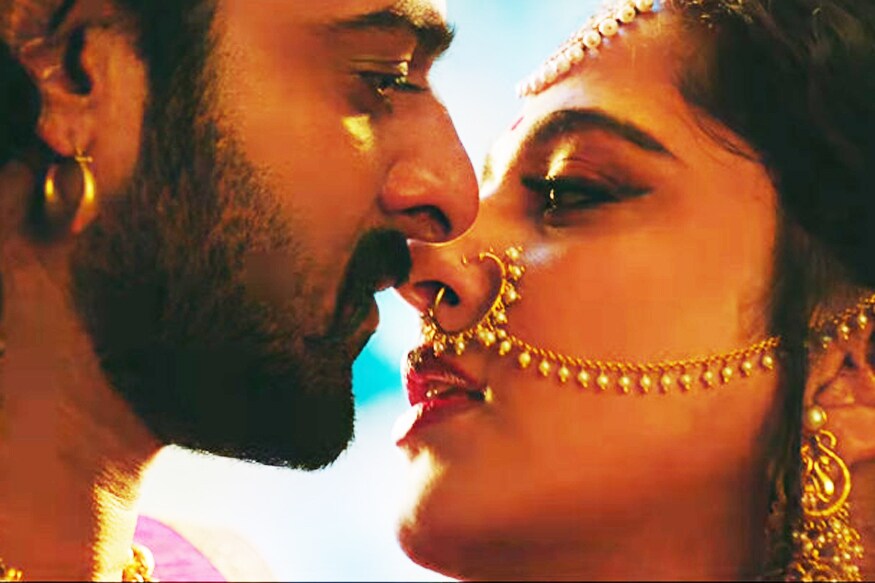 Prabhas opens about his relationship status and talks about affair actress Anushka Shetty pk ప్రభాస్, అనుష్క.. ఈ రెండు పేర్లు పక్కపక్కన ఉన్నపుడు తెలియకుండానే ఏదో వైబ్రేషన్ వస్తుంది. వాళ్లిద్ధరి మధ్య ఏదో నడుస్తుందనే వార్తలు చాలా రోజులుగా వినిపిస్తూనే ఉన్నాయి. వీటిపై ఇద్దరూ లైట్ తీసుకుంటున్నారు. prabhas,prabhas twitter,prabhas saaho,prabhas saaho promotions,prabhas marriage,anushka shetty marriage,anushka shetty marriage date,anushka shetty age,anushka shetty marriage prabhas,anushka shetty and prabhas marriage videos,anushka shetty prabhas,prabhas anushka shetty relation,anushka shetty prabhas movie,saaho twitter,saaho movie release date,telugu cinema,అనుష్క పెళ్లి,ప్రభాస్ అనుష్క రిలేషన్,అనుష్క ప్రభాస్,అనుష్క మ్యారేజ్,అనుష్క పెళ్లి ముహూర్తం,అనుష్క శెట్టి పెళ్లి,అనుష్క తెలుగు సినిమా,అనుష్క ప్రభాస్ పెళ్లి,తెలుగు సినిమా