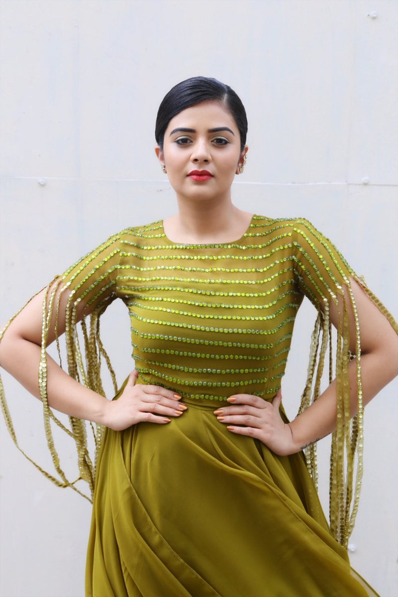 శ్రీముఖి ట్విటర్ ఫొటోలు (twitter.com/mukhisree)